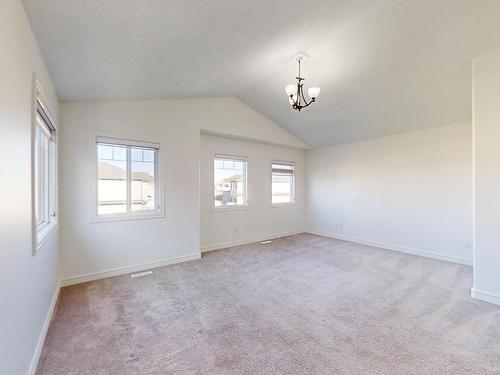 3207 13 Avenue, Edmonton, AB - Indoor Photo Showing Other Room