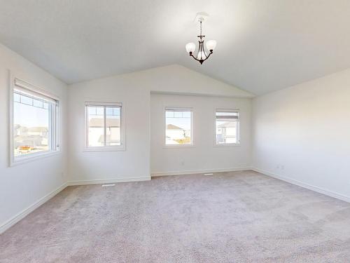 3207 13 Avenue, Edmonton, AB - Indoor Photo Showing Other Room