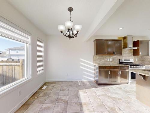 3207 13 Avenue, Edmonton, AB - Indoor Photo Showing Kitchen