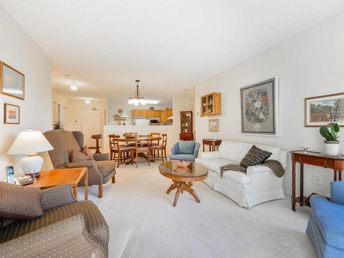 402 182 Haddow Close, Edmonton, AB - Indoor Photo Showing Living Room