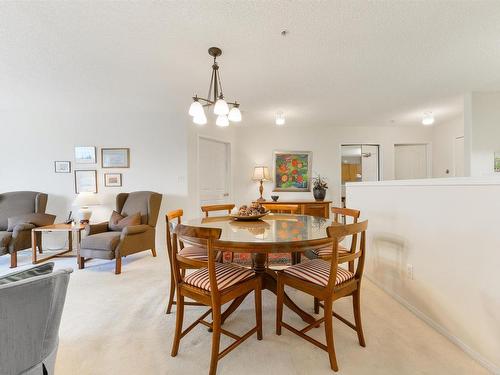 402 182 Haddow Close, Edmonton, AB - Indoor Photo Showing Dining Room