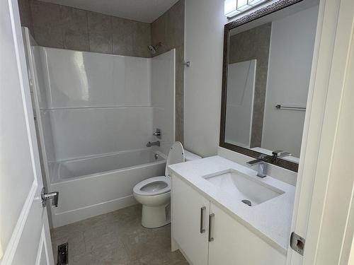 9330 89 Street, Edmonton, AB - Indoor Photo Showing Bathroom