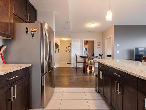 308 5151 Windermere Boulevard, Edmonton, AB - Indoor Photo Showing Kitchen