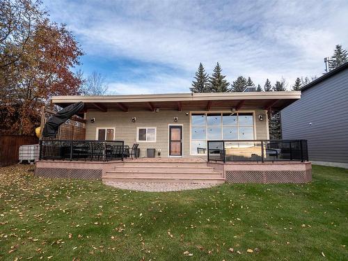 713 7 St, Rural Lac Ste. Anne County, AB 