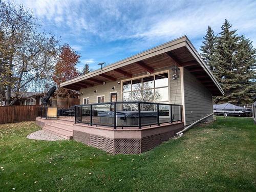 713 7 St, Rural Lac Ste. Anne County, AB 