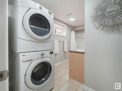 10543 128 Avenue, Edmonton, AB - Indoor Photo Showing Laundry Room