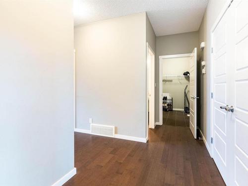 2921 Kostash Drive, Edmonton, AB - Indoor Photo Showing Other Room