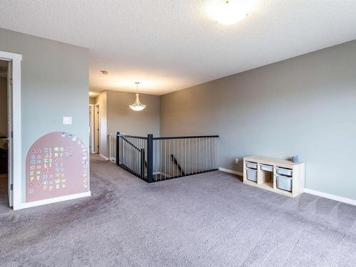 2921 Kostash Drive, Edmonton, AB - Indoor Photo Showing Other Room