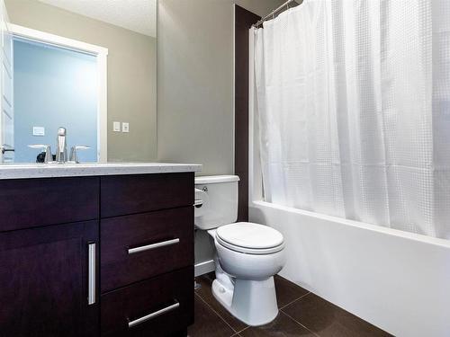 2921 Kostash Drive, Edmonton, AB - Indoor Photo Showing Bathroom