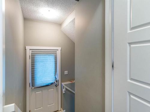 2921 Kostash Drive, Edmonton, AB - Indoor Photo Showing Other Room