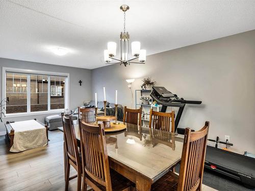 20 1005 Graydon Hill Boulevard, Edmonton, AB - Indoor Photo Showing Dining Room