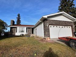 319 LEE RIDGE RD NW  Edmonton, AB T6K 0N5