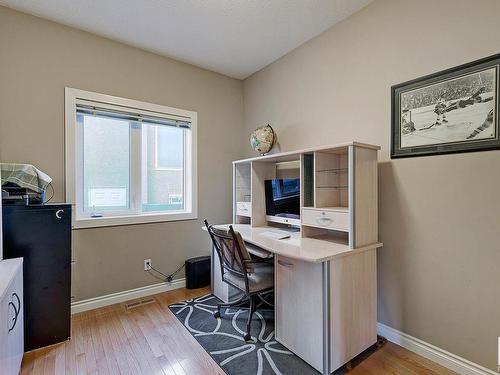 211 Darlington Crescent, Edmonton, AB - Indoor Photo Showing Office