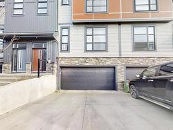 #4 14715 125 St NW  Edmonton, AB T5X 0G8