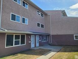 #12 13570 38 ST NW  Edmonton, AB T5A 2W7