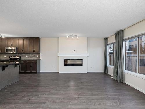 2538 Coughlan Rd Sw, Edmonton, AB 