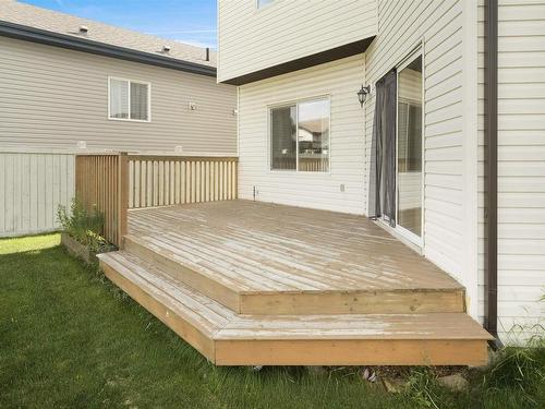 5619 209 St Nw, Edmonton, AB 