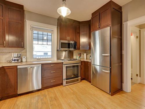 10526 127 Street, Edmonton, AB - Indoor Photo Showing Kitchen