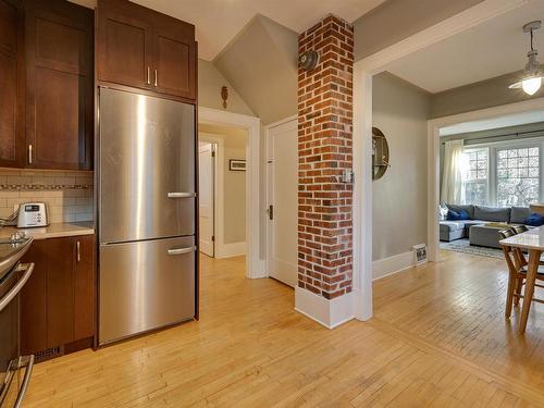 10526 127 Street, Edmonton, AB - Indoor Photo Showing Kitchen