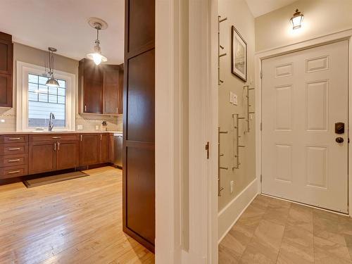 10526 127 Street, Edmonton, AB - Indoor Photo Showing Kitchen