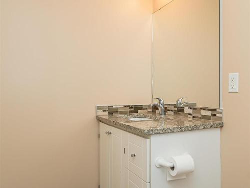 3 1780 Glastonbury Boulevard, Edmonton, AB - Indoor Photo Showing Bathroom