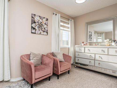 3 1780 Glastonbury Boulevard, Edmonton, AB - Indoor Photo Showing Bedroom