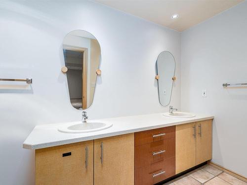 9519 155 Street, Edmonton, AB - Indoor Photo Showing Bathroom