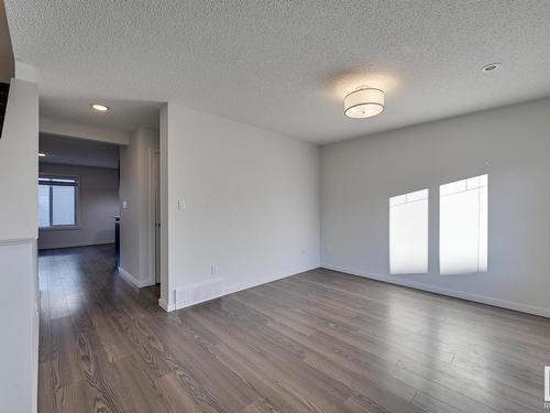 24 2215 24 Street, Edmonton, AB - Indoor Photo Showing Other Room