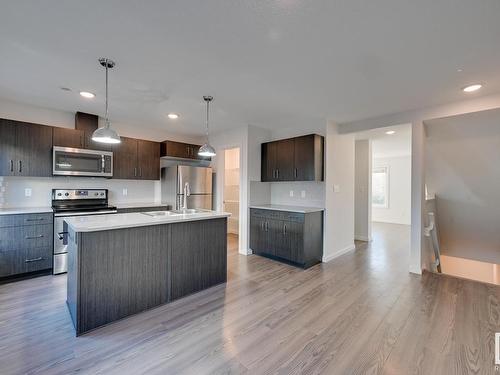 24 2215 24 Street, Edmonton, AB - Indoor Photo Showing Kitchen With Stainless Steel Kitchen