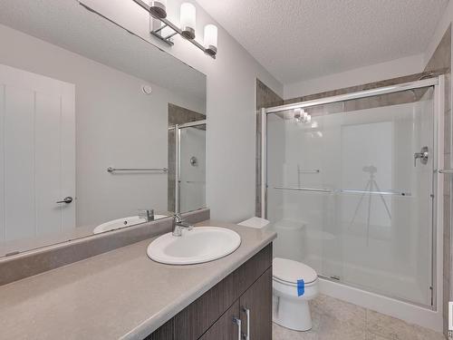 24 2215 24 Street, Edmonton, AB - Indoor Photo Showing Bathroom