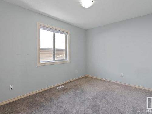 21152 46 Avenue, Edmonton, AB - Indoor Photo Showing Other Room