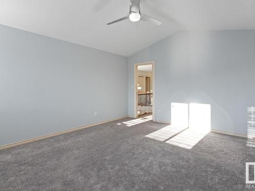 21152 46 Avenue, Edmonton, AB - Indoor Photo Showing Other Room