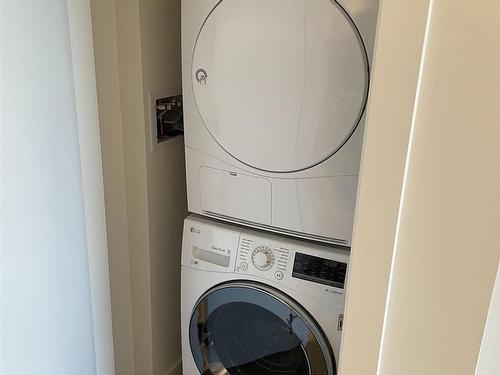 4905 10310 102 Sstreet, Edmonton, AB - Indoor Photo Showing Laundry Room