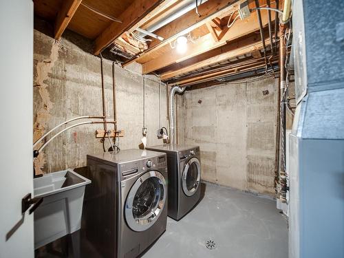 13109 34 Street, Edmonton, AB - Indoor Photo Showing Laundry Room