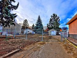 11856 ST ALBERT TR NW  Edmonton, AB T5L 4G4