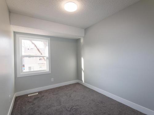 9H Clareview Vg Nw, Edmonton, AB 