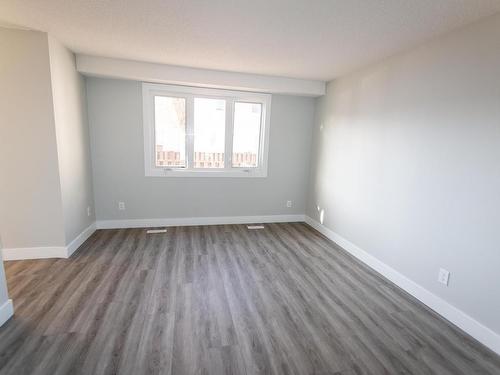 9H Clareview Vg Nw, Edmonton, AB 