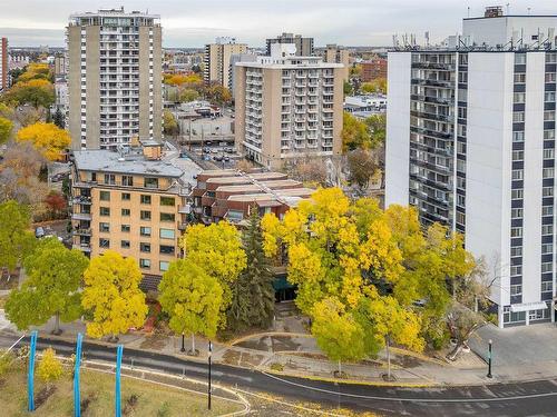 423 11618 100 Avenue, Edmonton, AB - Outdoor With Facade