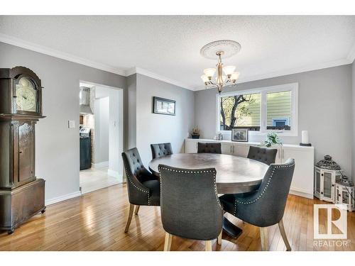 16 Westridge Crescent, Edmonton, AB - Indoor Photo Showing Dining Room