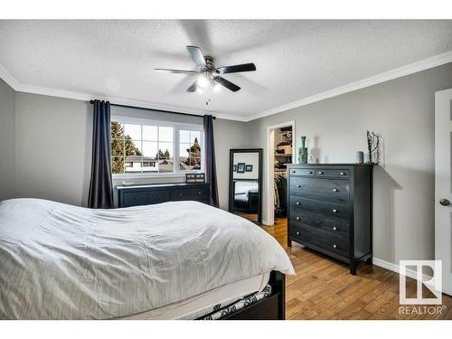 16 Westridge Crescent, Edmonton, AB - Indoor Photo Showing Bedroom