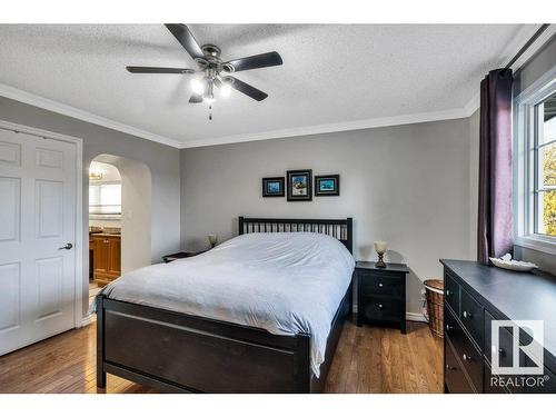 16 Westridge Crescent, Edmonton, AB - Indoor Photo Showing Bedroom