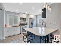 13631 122 AV NW  Edmonton, AB T5L 2W1