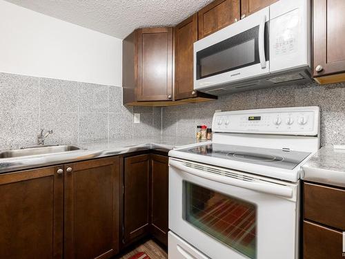 12221 102 Street, Edmonton, AB - Indoor Photo Showing Kitchen