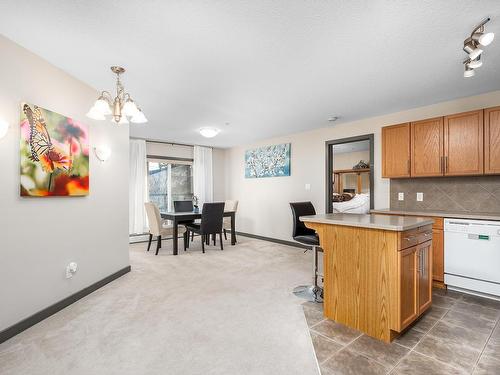 216 11615 Ellerslie Road, Edmonton, AB - Indoor Photo Showing Kitchen