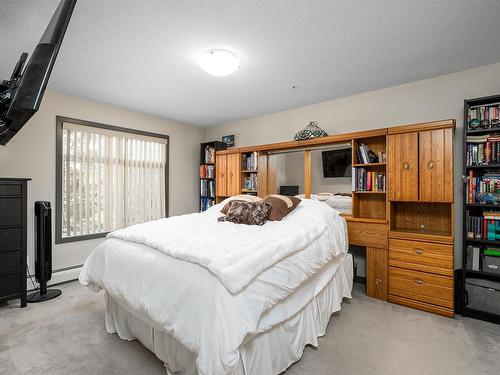 216 11615 Ellerslie Road, Edmonton, AB - Indoor Photo Showing Bedroom