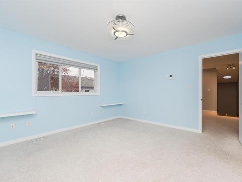 11231 75 Avenue, Edmonton, AB - Indoor Photo Showing Other Room