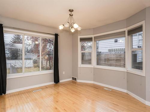 11231 75 Avenue, Edmonton, AB - Indoor Photo Showing Other Room