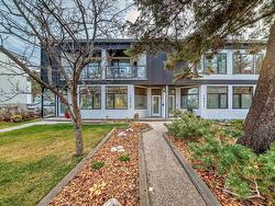 10413 126 ST NW  Edmonton, AB T5N 1T9