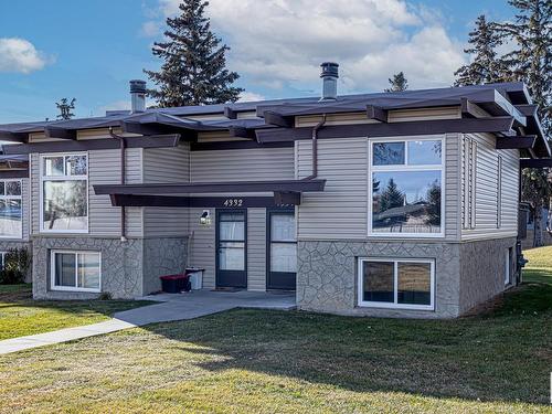 4334 76 St Nw, Edmonton, AB 