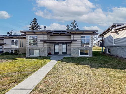 4334 76 St Nw, Edmonton, AB 